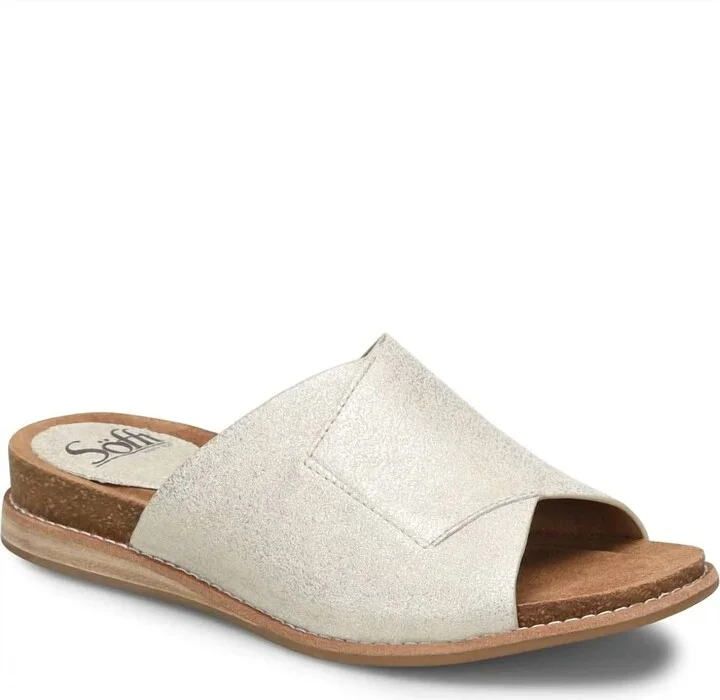 Berry Sandal In White