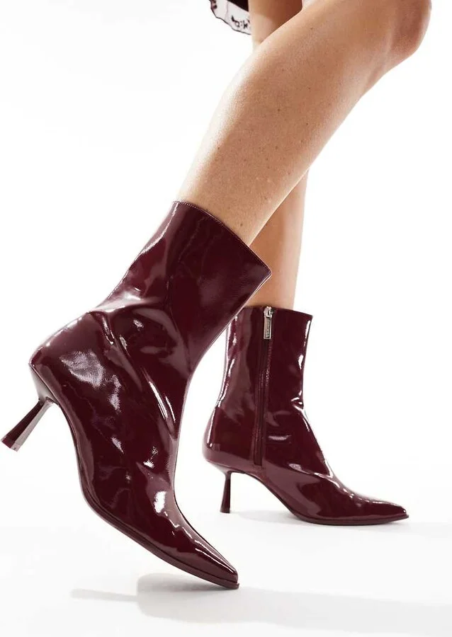 Bershka pointed heeled boots in burgundy - Image 2