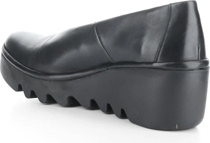 Beso Wedge Pump - Image 2