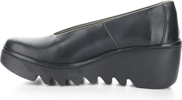 Beso Wedge Pump - Image 9