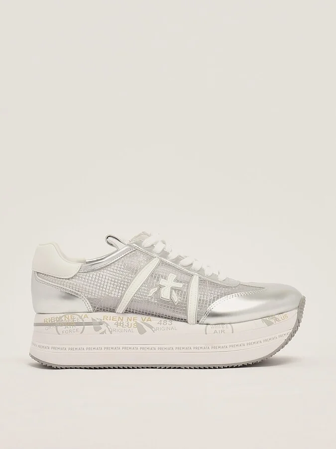 Beth Sneaker