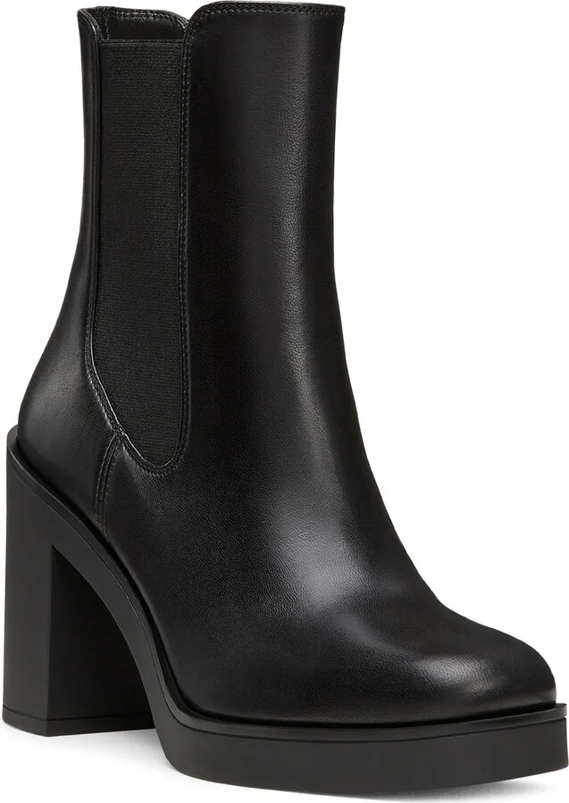 Bethenny Chelsea Boot