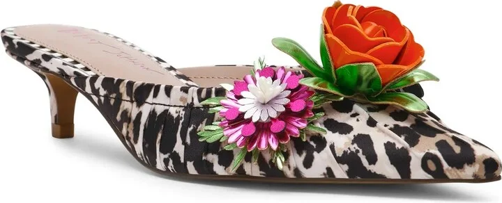 Betsey Johnson Abigayl Pump