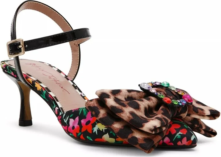 Betsey Johnson Emely Pump