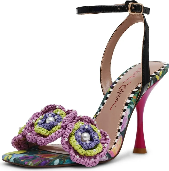 Betsey Johnson Women's Ainsleyy Heeled Sandal