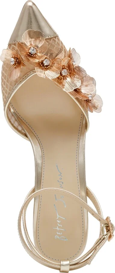 Betsey Johnson Women's Carli Flower Ornament Pumps - Image 4