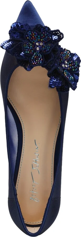Betsey Johnson Women's Gray Floral Mesh Flats - Image 8
