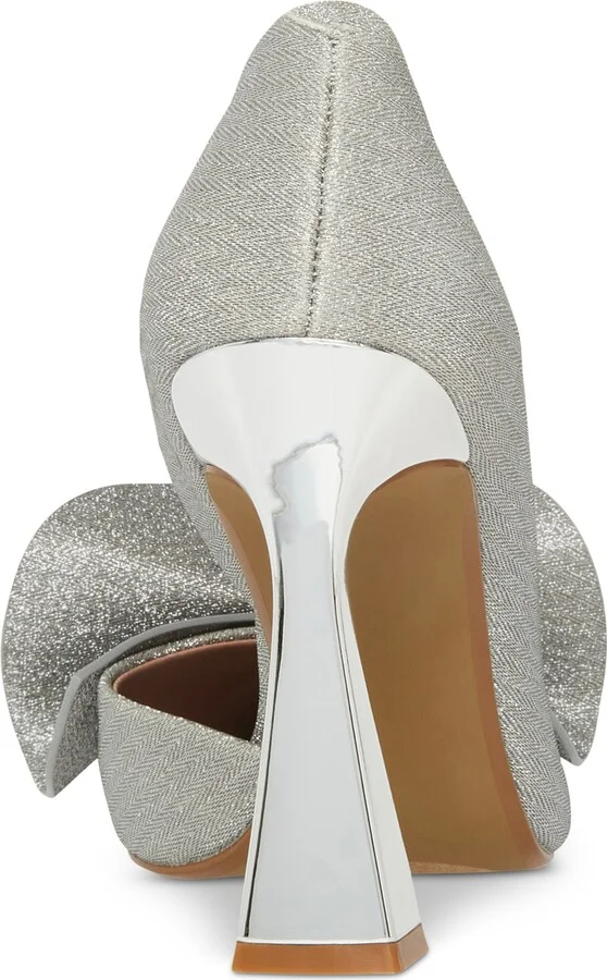 Betsey Johnson Women's Nobble Sculpted Bow Pumps - Image 11