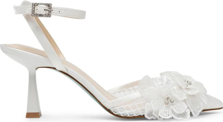 Betsey Johnson Women's Susie Flower Pointed Toe Pumps - Image 2