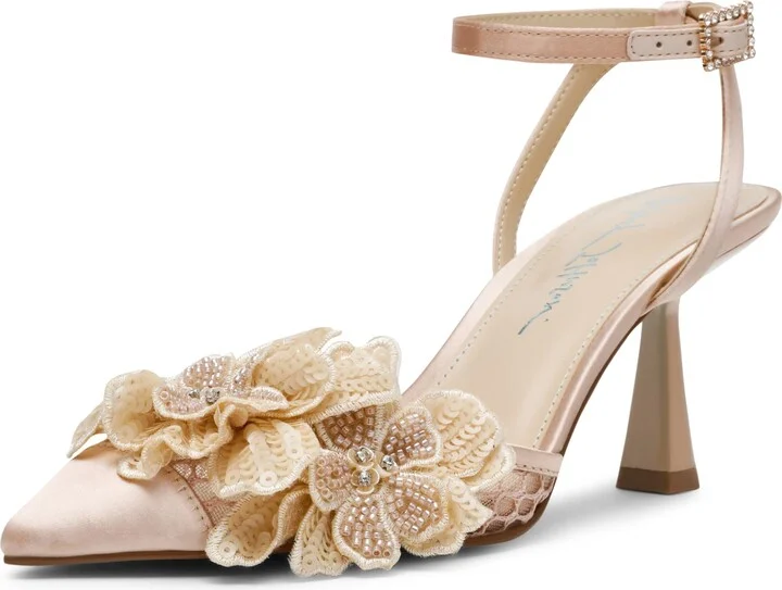 Betsey Johnson Women's Susie Pump