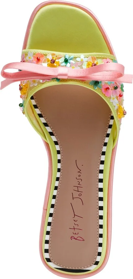 Betsey Johnson Women's Teasee Floral Slide Sandals - Image 4
