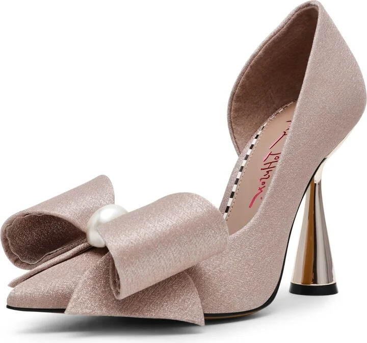 Betsey Women's Kyliee Pump