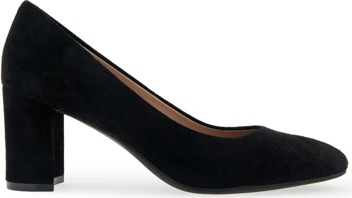 Betsy Pump - Image 4