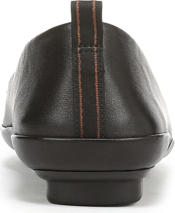 Betsy Tassel Moc Toe Loafer - Image 7
