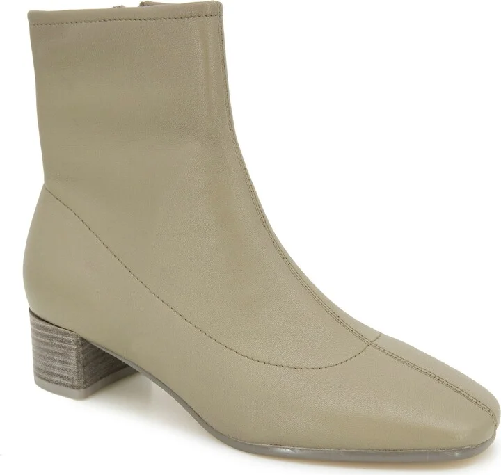 Betty Bootie