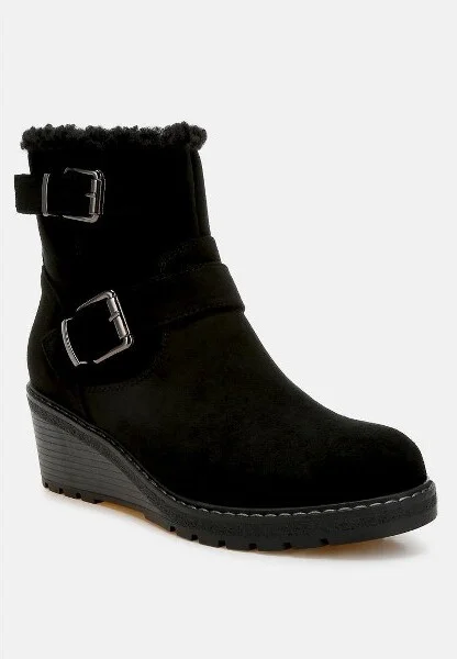Big horn Faux Fur Harness Boots Women - Image 3