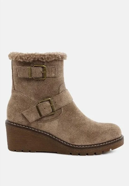 Big horn Faux Fur Harness Boots Women