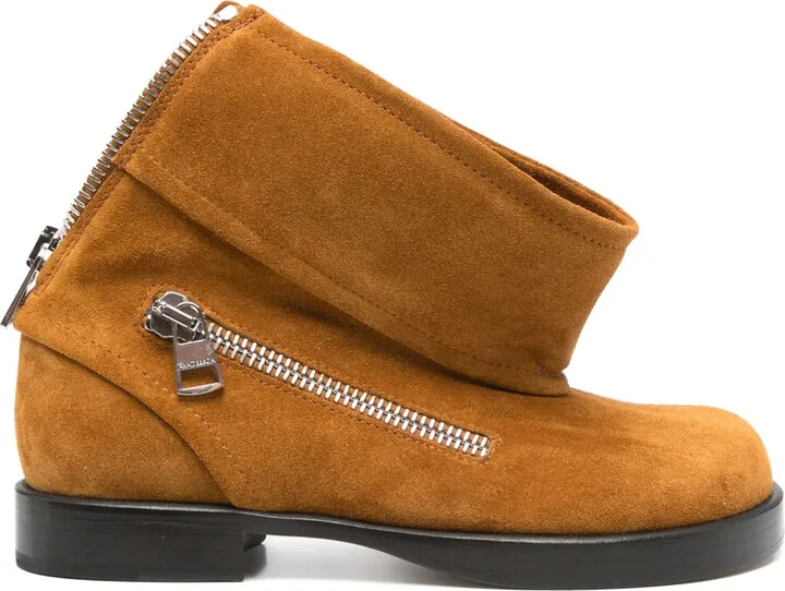 Biker boots