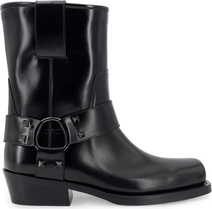 Biker Leather Boots With Iconic Studs
