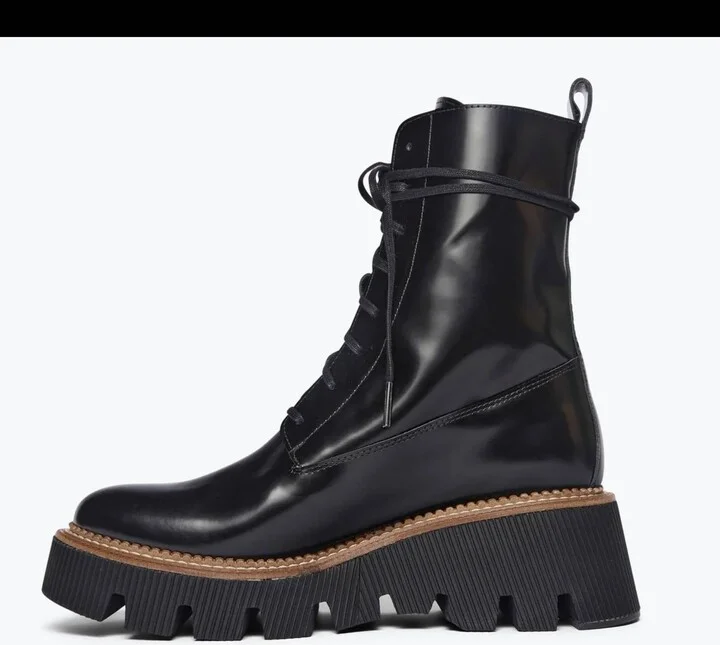 Billie Lug Sole Lace Up Boot In Black