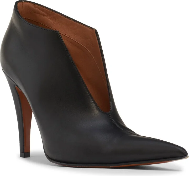 Birdie Slashed Pump