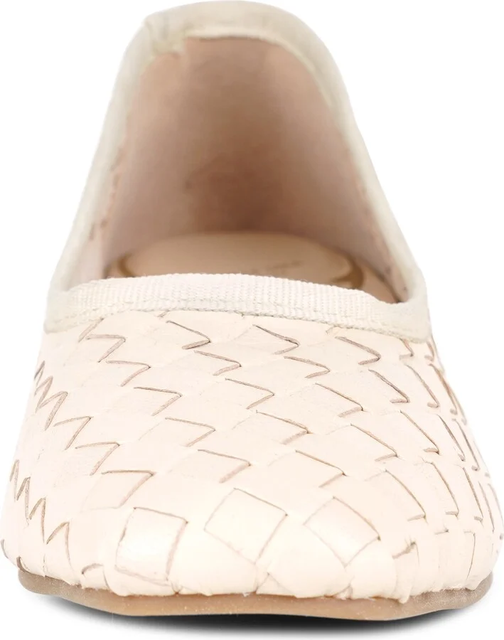Birdie Woven Leather Pump - Image 4