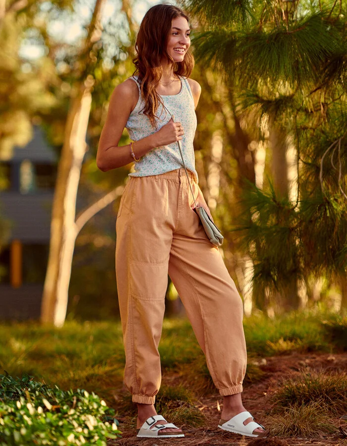 BIRKENSTOCK Arizona Womens White Sandals - Image 5