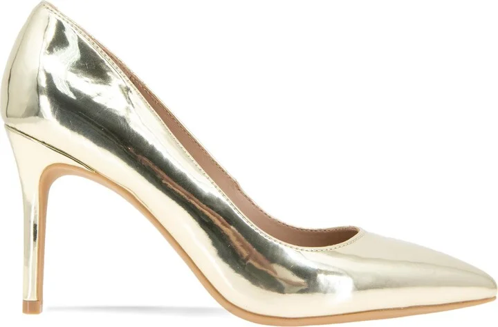 Bissha Pointed Toe Pump - Image 3