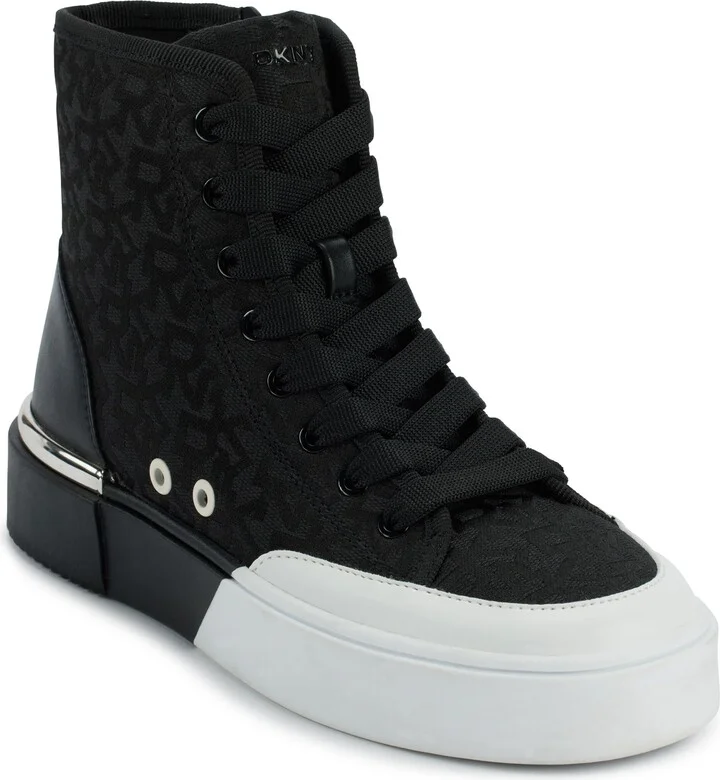 005 - Black/ White