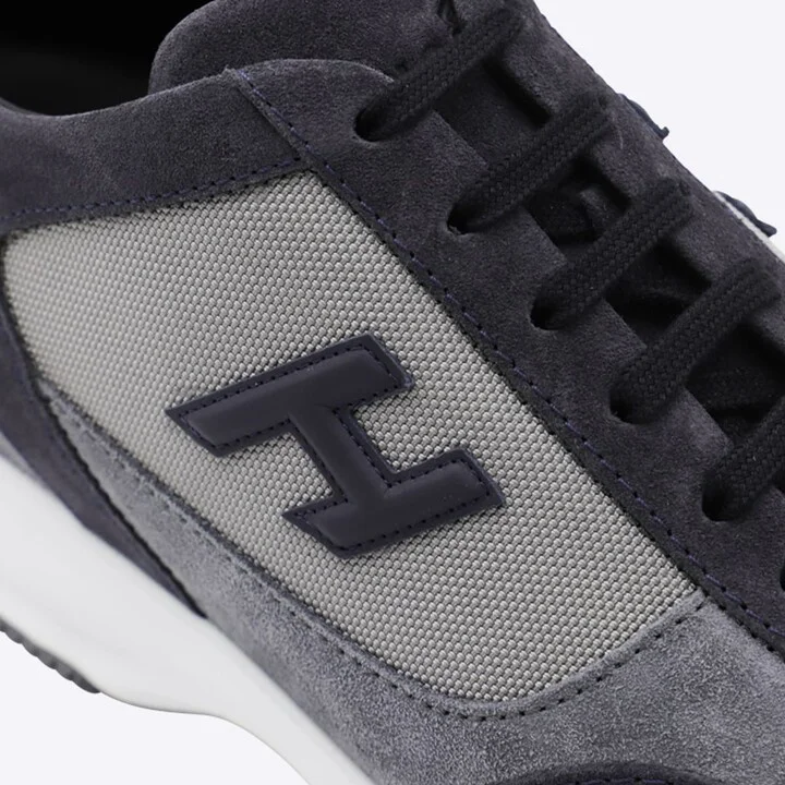 Black And Dark Blue Sneakers - Image 4