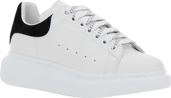 Black And White Low Top Sneakers With Logo Lettering On The Tongue And Contrasting Heel With Logo Lettering In Leather Woman - Image 2