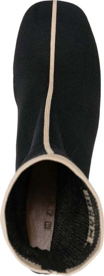 Black Ankle Boot In Leather With Medium And Wide Heel Ecru-Colored Details - Image 4
