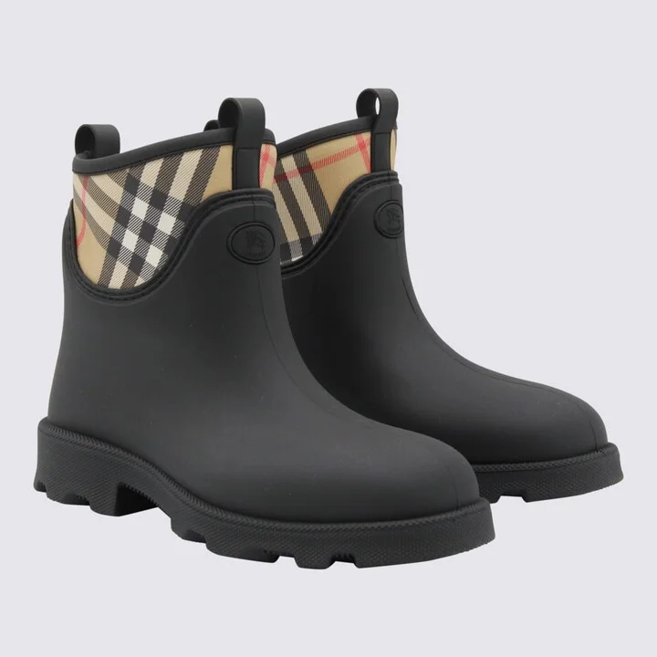 Black Boots - Image 2