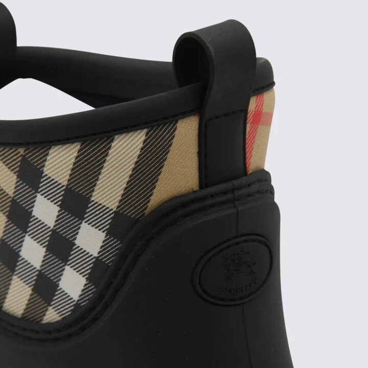 Black Boots - Image 4