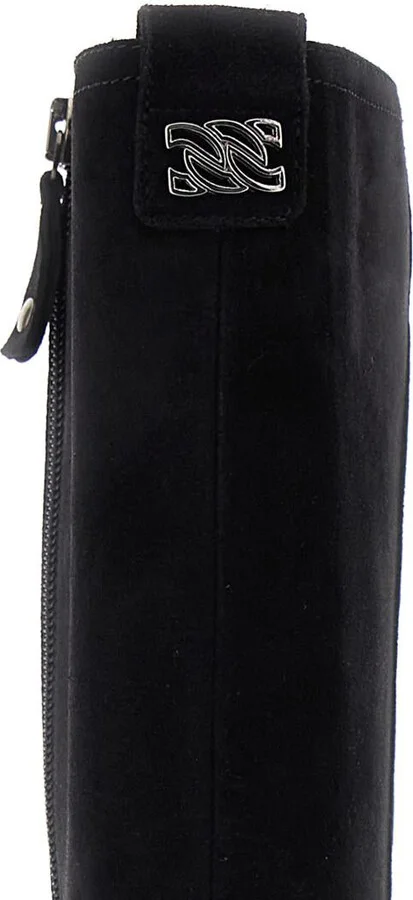 Black Boots With Zip Closure On The Side And Logo Embroidery On The Rear In Suede Woman - Image 4