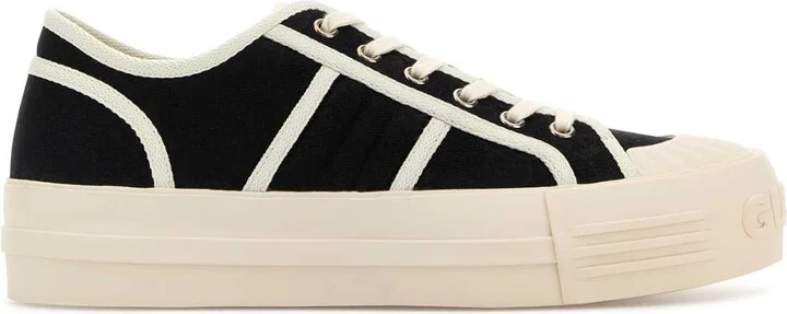 Black E Mystic White
