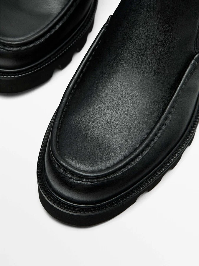 Black Chelsea Boots With Moc Toe Detail - Image 4