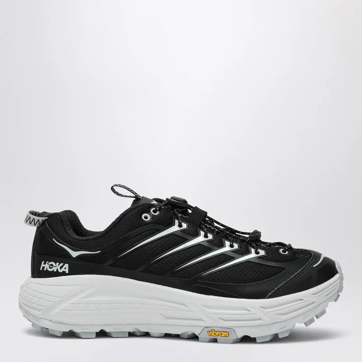 Black/Cosmic Grey Mafate Three2 sneakers