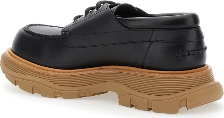 Black Derby Shoes With Engraved Logo And Platform In Leather Man - Image 3