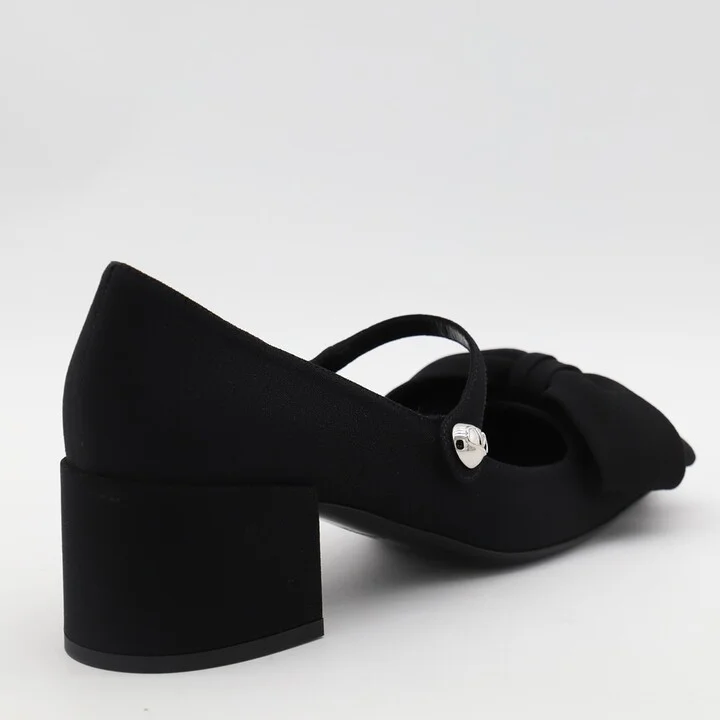 Black Flats - Image 2