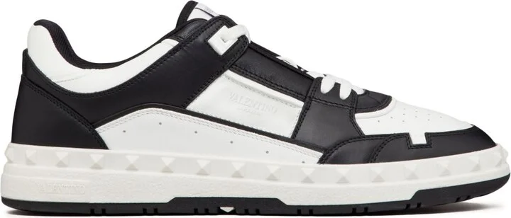 Black Freedots Leather Sneakers
