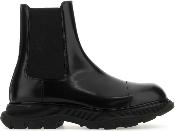 Black Leather Chelsea Tread Ankle Boots