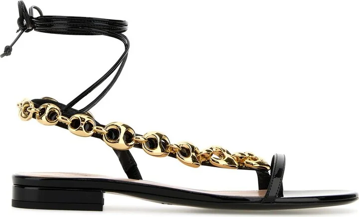 Black leather Gucci Marina Chain sandals