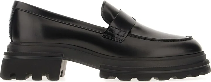 Black Leather H674 Loafers