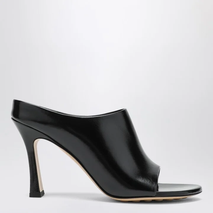 Black leather Rana mule
