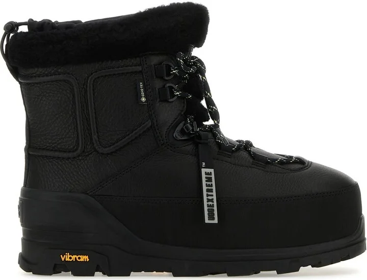 Black leather Shasta ankle boots