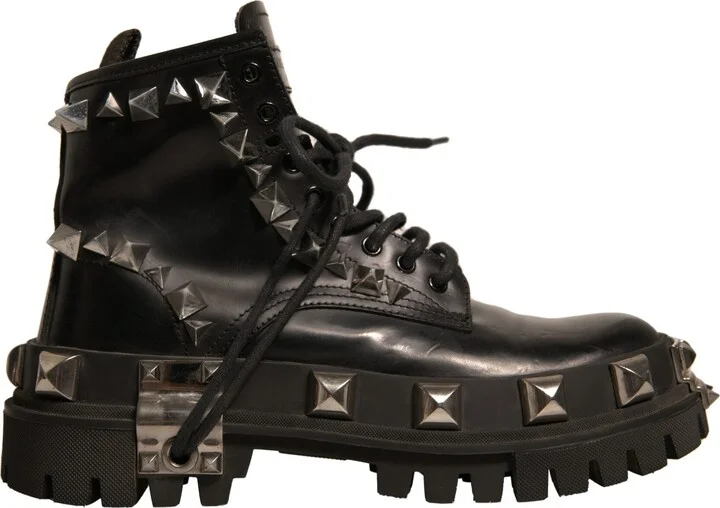 Black Leather Studded Trekking Boots Women's Shoes (Pre-Owned)
