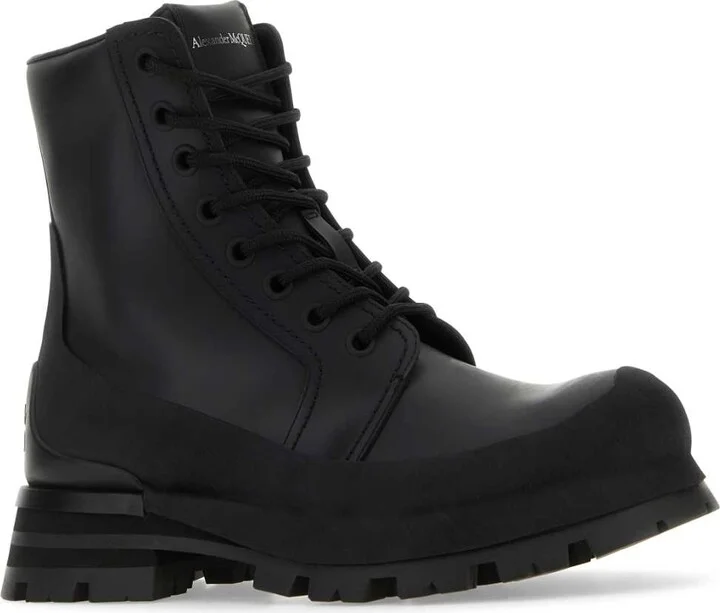 Black Leather Wander Ankle Boots - Image 2
