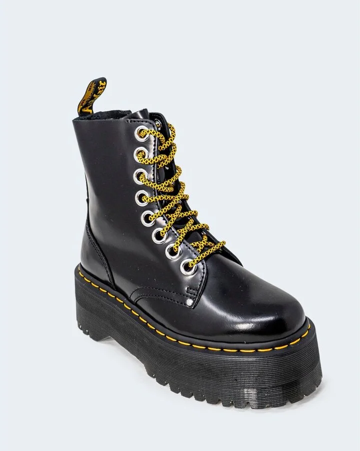 Black Leather Women's Boot - Image 4