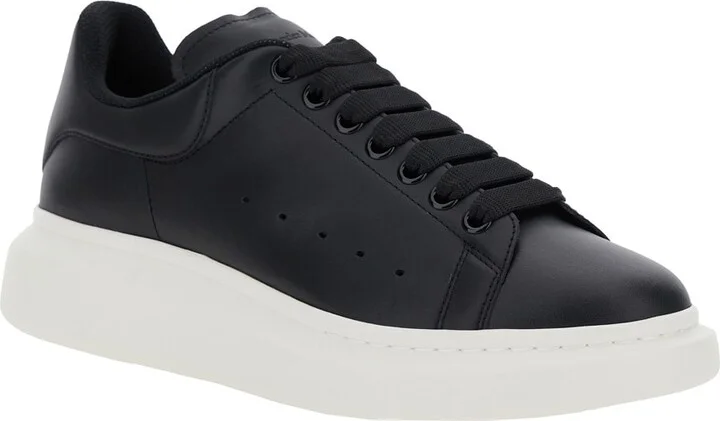 Black Low Top Sneakers With Chunky Sole In Leather Man - Image 2